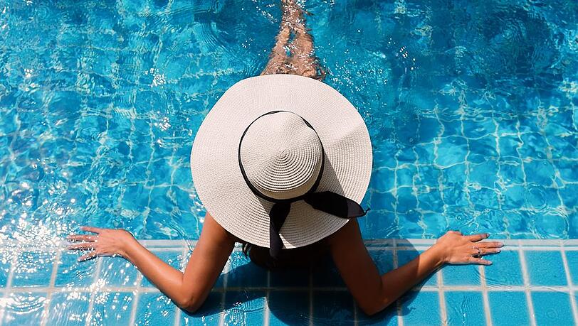 Ab ins Wasser! Aber lohnt sich das Freibad in der Nähe? Ab ins Wasser! Aber lohnt sich das Freibad in der Nähe?