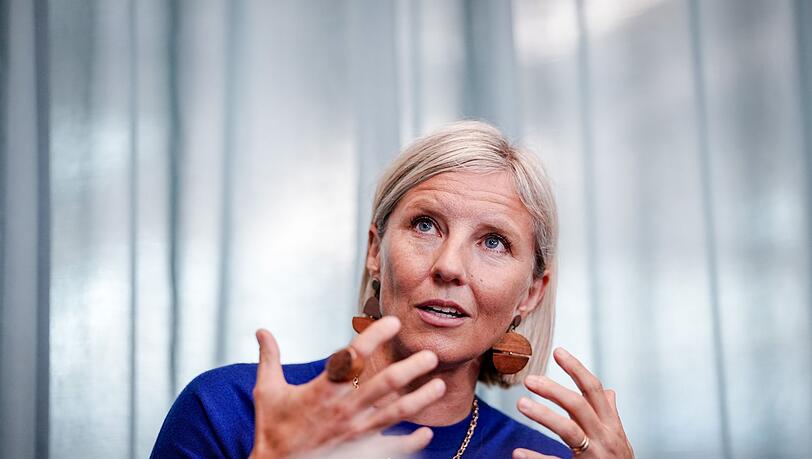 Karin Rådström: Politik hat Dringlichkeit nicht verstanden. Karin Rådström: Politik hat Dringlichkeit nicht verstanden.