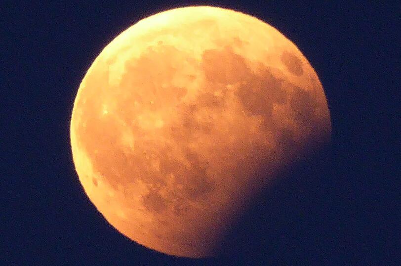Die Schönsten Bilder von der Mondfinsternis. Diese Bilder stammen aus Haun im Landkreis Mühldorf.