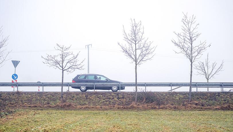 Nach der Februar zum Ende hin fr&uuml;hlingshaft wurde, startet der M&auml;rz wieder mit viel Nebel. (Archivbild)