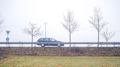Nach der Februar zum Ende hin fr&uuml;hlingshaft wurde, startet der M&auml;rz wieder mit viel Nebel. (Archivbild)
