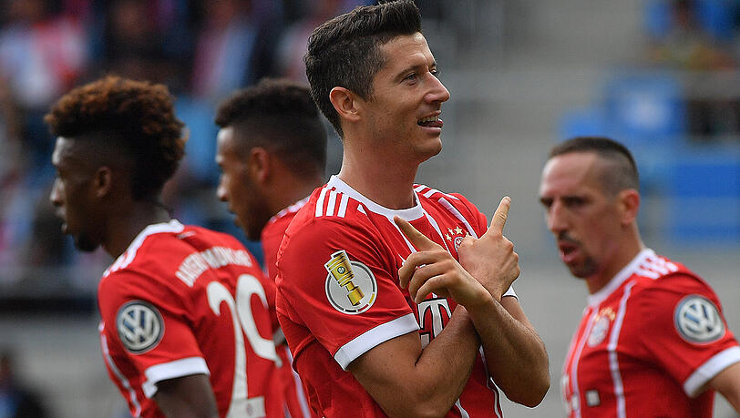 Robert Lewandowski erzielte zwei Treffer gegen Chemnitz. Robert Lewandowski erzielte zwei Treffer gegen Chemnitz.