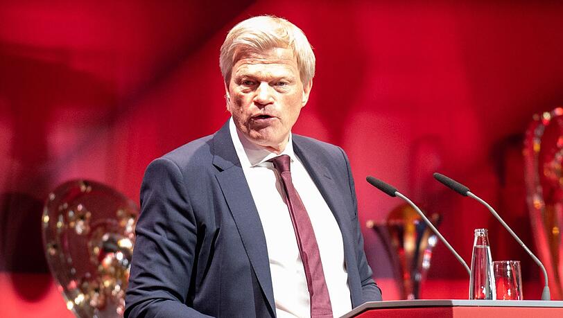 Oliver Kahn, Vorstandsvorsitzender der FC Bayern München AG, spricht.