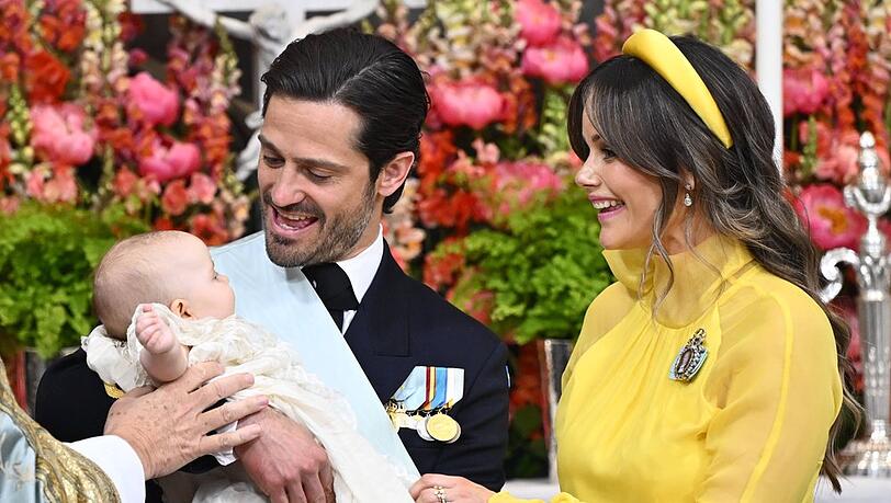 Gro&szlig;er Tag f&uuml;r die kleine Prinzessin: Am 13. Juni wurde Ines getauft. Nat&uuml;rlich waren ihre Eltern dabei.