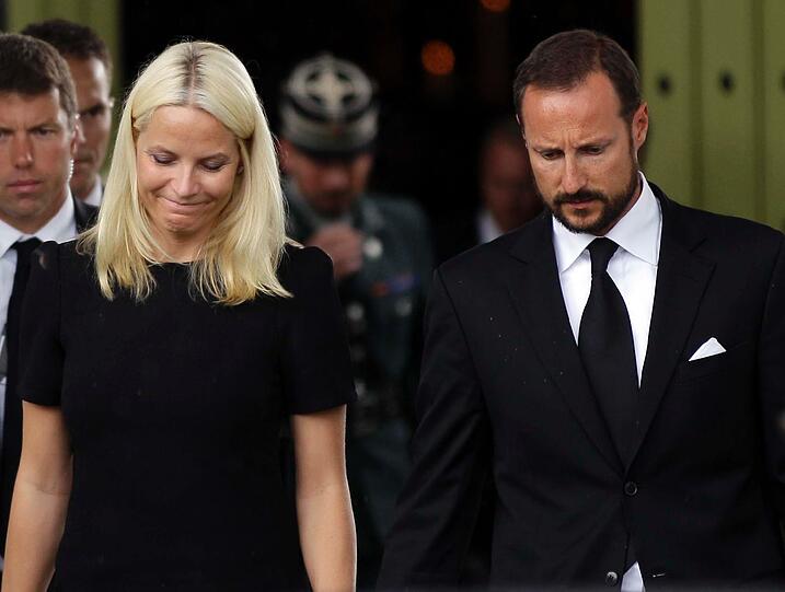 Kronprinzessin Mette-Marit: Ihr Stiefbruder ist unter den Todesopfern des Massakers