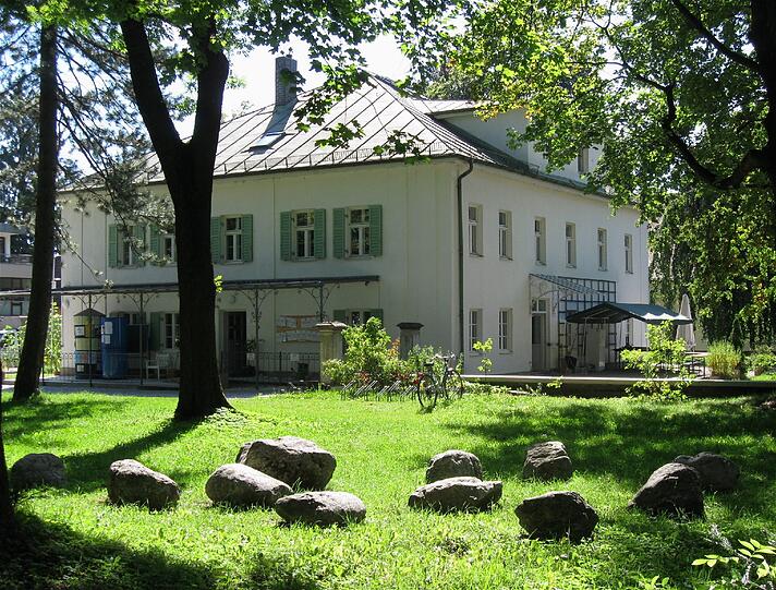 In der Mohr-Villa in Freimann finden regelmäßig verschiedene Kulturveranstaltungen statt.