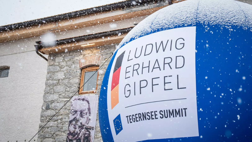 Warum-sich-der-Gipfel-der-M-chtigen-am-Tegernsee-selbst-entzaubert-hat