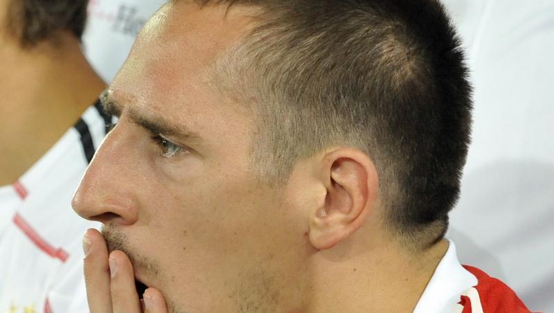 Letzter Einsatz für Bayern am 3. Oktober, ein 0:0 gegen Köln. Danach verletzte sich Franck Ribéry. Letzter Einsatz für Bayern am 3. Oktober, ein 0:0 gegen Köln. Danach verletzte sich Franck Ribéry.