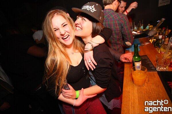 "Home Turf!" im Crux. Mehr Partybilder: www.nachtagenten.de