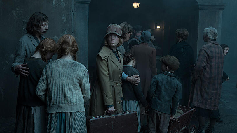 Babylon Berlin: Greta (LEONIE BENESCH)