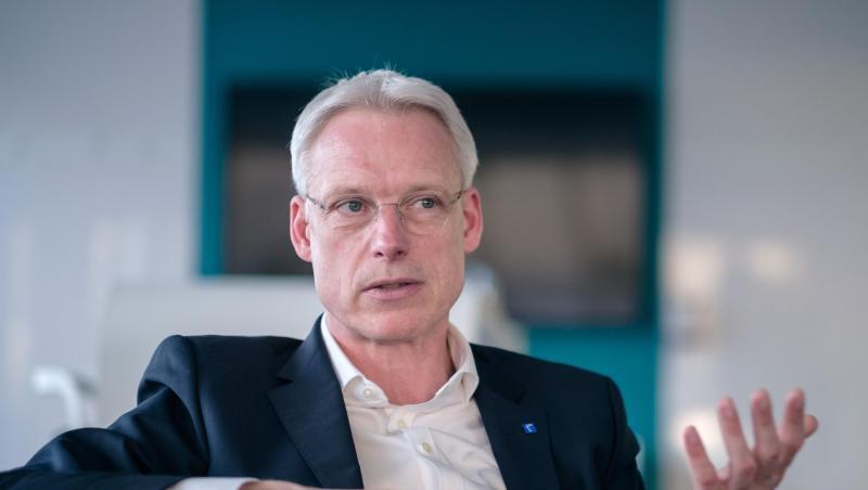 Andreas Gruchow, Mitglied des Vorstandes der Deutschen Messe AG, während eines Interviews zur neuen Digitalmesse Twenty2X. Andreas Gruchow, Mitglied des Vorstandes der Deutschen Messe AG, während eines Interviews zur neuen Digitalmesse Twenty2X.
