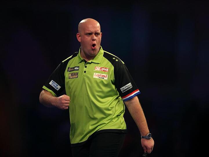 Michael van Gerwen hat bei der Darts-WM das Viertelfinale erreicht.