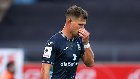 Rückkehrer Florian Niederlechner widmete seinen Treffer zum 1:1-Endstand bei Rot-Weiss Essen der Familie von Sven Ulreich.