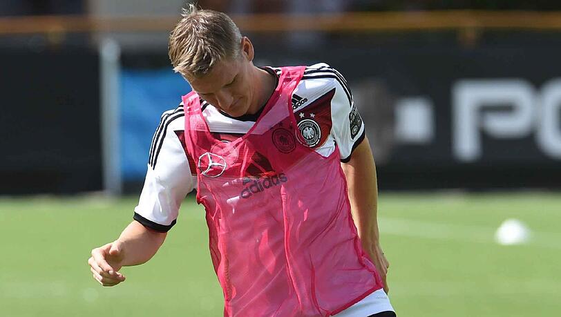 Aufregung um Bastian Schweinsteiger. Aufregung um Bastian Schweinsteiger.