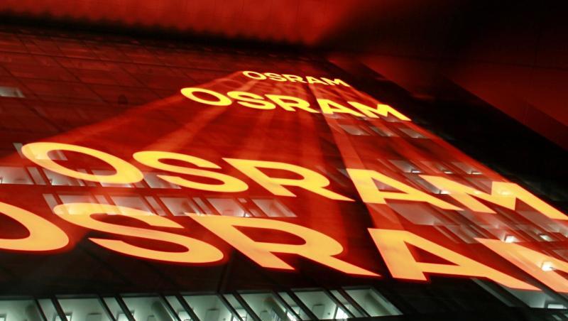 Die Nachtaufnahme mit Zoomeffekt zeigt die Zentrale der Firma Osram. Foto: Rene Ruprecht/Archiv Die Nachtaufnahme mit Zoomeffekt zeigt die Zentrale der Firma Osram. Foto: Rene Ruprecht/Archiv