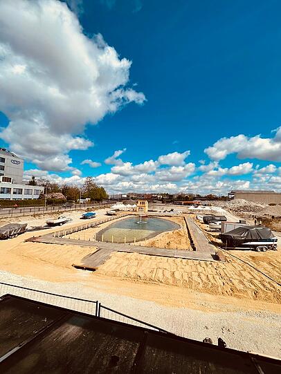 F&uuml;nf Jahre lang soll die Zwischennutzung "Marina Monaco" bestehen, danach baut hier die Hammer AG die "neue Schmiede", inklusive einem 99 Meter hohen B&uuml;roturm.
