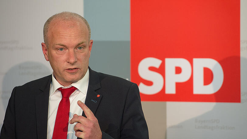 Joachim Wolbergs ist tief in einen Spendenskandal verwickelt. Joachim Wolbergs ist tief in einen Spendenskandal verwickelt.