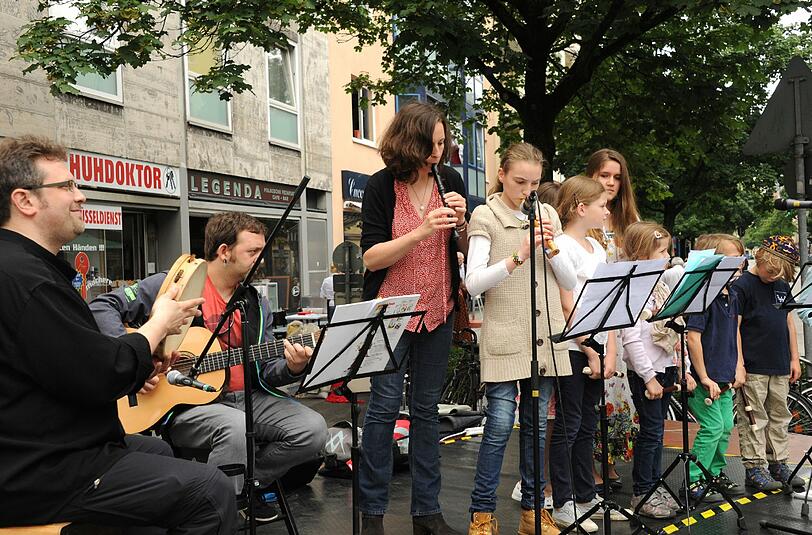 Das Straßenfest in der Augustenstraße: Die schönsten Bilder.