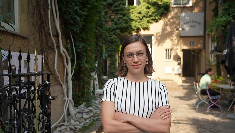 Anwältin Anna Frölich. Anwältin Anna Frölich.