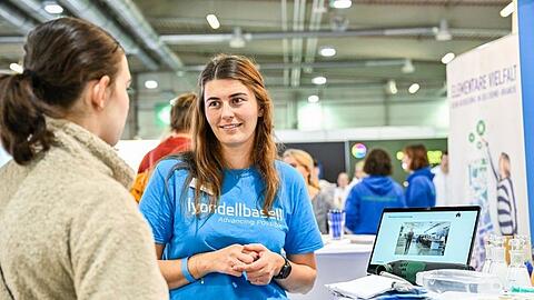 Auf der bekannten Messe Einstieg am 21. und 22. November können sich Jugendliche, Eltern und Lehrkräfte im MOC München wieder über alle Themen rund um den Schulabschluss informieren.