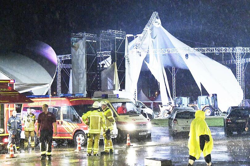 Großflächige Verwüstung und Verletzte beim Echelon-Festival. Die Bilder.