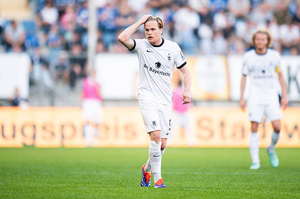 Thore Jacobsen erzielte beim 1:0-Sieg in Bielefeld womöglich das Tor des Jahres. Thore Jacobsen erzielte beim 1:0-Sieg in Bielefeld womöglich das Tor des Jahres.