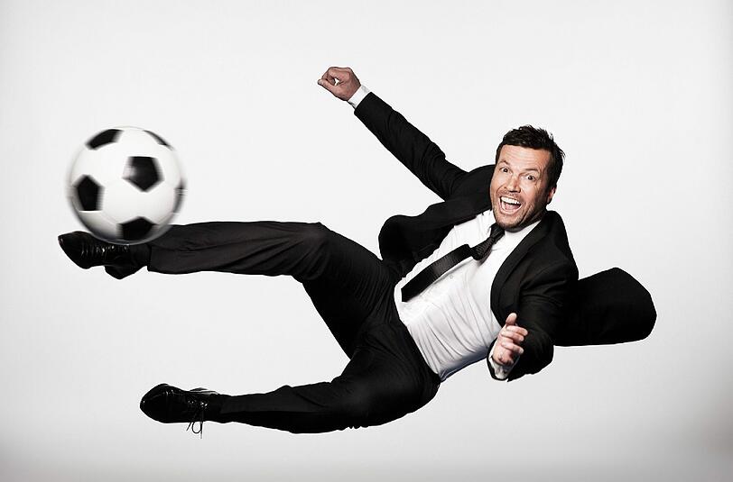 "Lothar immer am Ball": Die neue Promi-Doku mit dem Ex-Fußballer