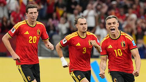 Trossard ebnete mit zwei Toren Belgiens Weg.