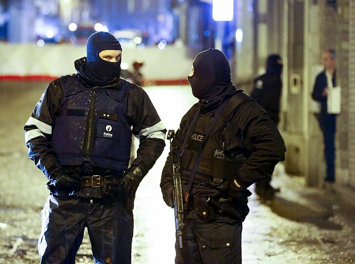 Bilder aus Verviers: Bei einem Anti-Terroreinsatz kamen am Donnerstagabend zwei Menschen ums Leben.