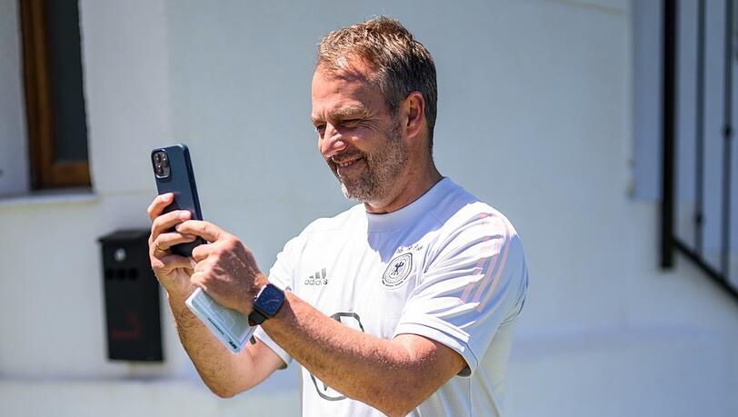 Alles im Fokus: Bundestrainer Hansi Flick will Deutschland bei der WM im Winter zum Titel führen