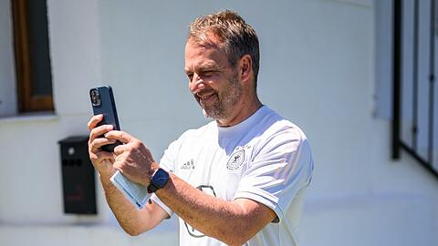 Alles im Fokus: Bundestrainer Hansi Flick will Deutschland bei der WM im Winter zum Titel führen
