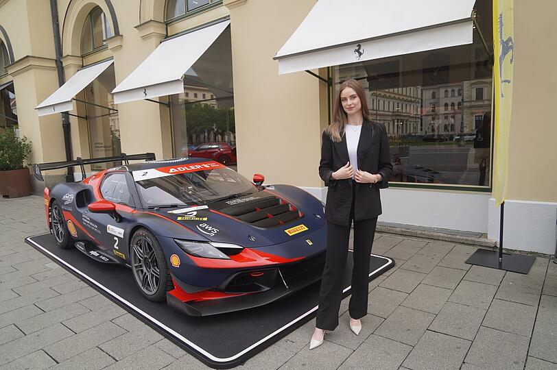 Zur Eröffnung schaut auch Model Alina Enns vorbei. Sie hat 2023 bei Germany's Next Topmodel mitgemacht.