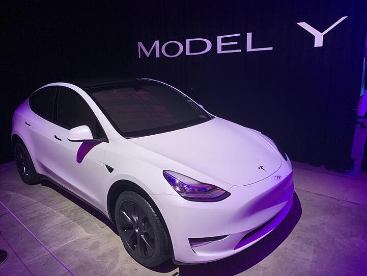 In der geplanten Fabrik bei Berlin soll der neue Kompakt-SUV Model Y gefertigt werden.