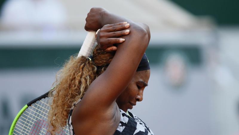Serena Williams kann ihre Enttäuschung über das Aus bei den French Open nicht verbergen. Serena Williams kann ihre Enttäuschung über das Aus bei den French Open nicht verbergen.