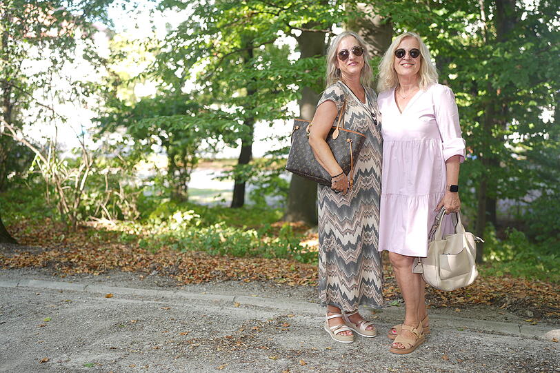 Marion Papadopoulos (l.) und Annette Hecht schätzen, dass hier kein Trubel ist. Marion Papadopoulos (l.) und Annette Hecht schätzen, dass hier kein Trubel ist.