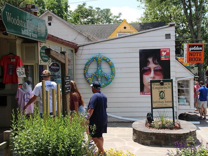 Woodstock-Souvenirs in der Tinker Street.