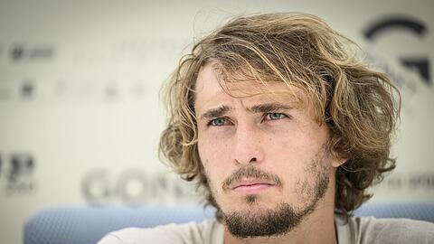 Alexander Zverev hatte sich bei den French Open im Vorjahr schwer verletzt.