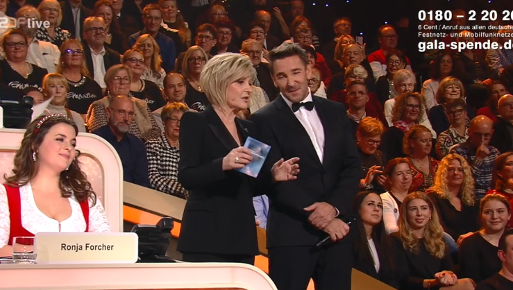 Mit Schauspieler Mark Keller sprach Carmen Nebel unter anderem über die neue "Bergdoktor"- Staffel. Mit Schauspieler Mark Keller sprach Carmen Nebel unter anderem über die neue "Bergdoktor"- Staffel.