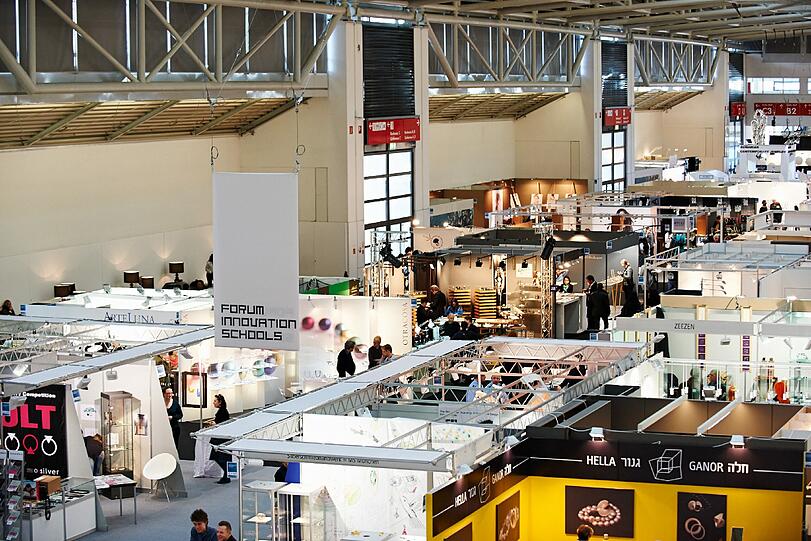 Modeschmuck und Lifestyle sind Schwerpunkte der diesjährigen Uhren- und Schmuckmesse Inhorgenta gewesen.