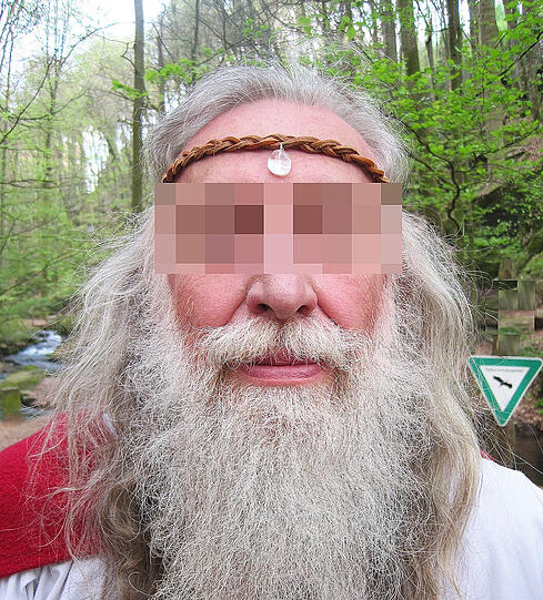 Im Zentrum der Ermittlungen: der selbsternannte Druide Burghard B. soll eine rechtsextremistische Vereinigung gegründet haben.