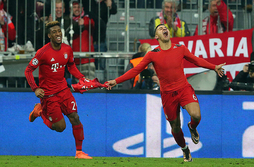 Die Erlösung: Thiago schießt Bayern 3:1 in Führung.