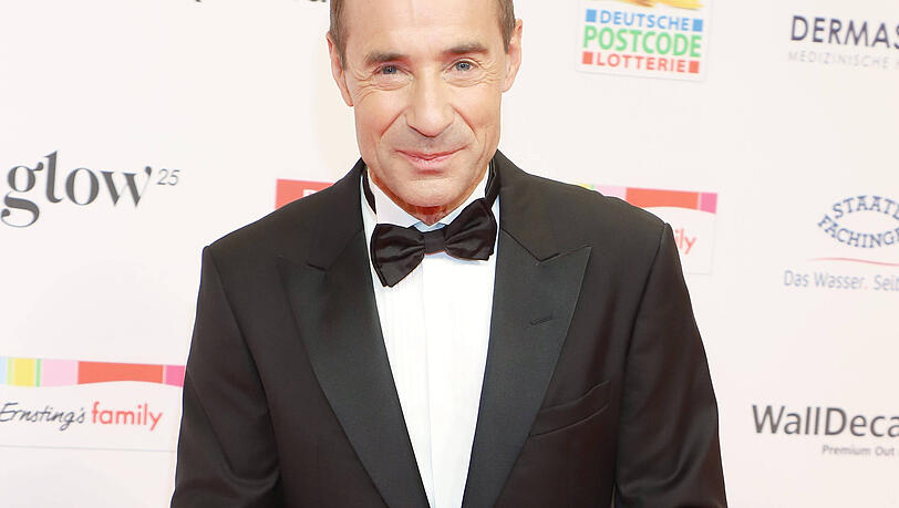 Kai Pflaume findet bei "Wer wei&szlig; denn sowas?" tr&ouml;stende Worte.