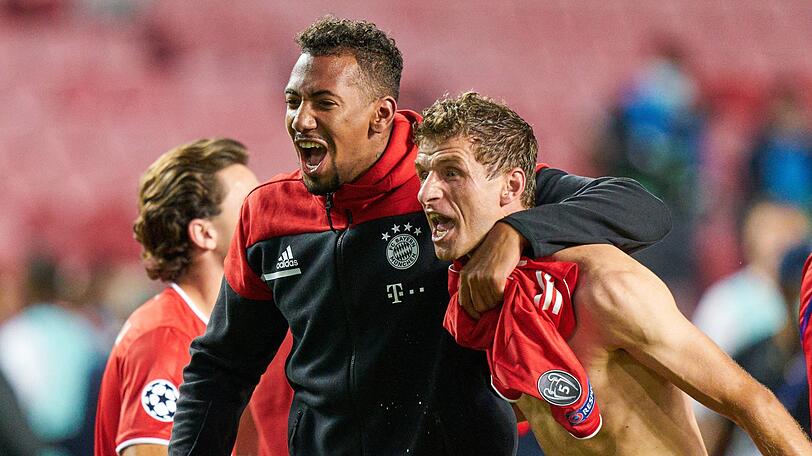 Gewannen mit dem FC Bayern bisher zwei Mal das Triple: Jérôme Boateng (rechts) und Thomas Müller.