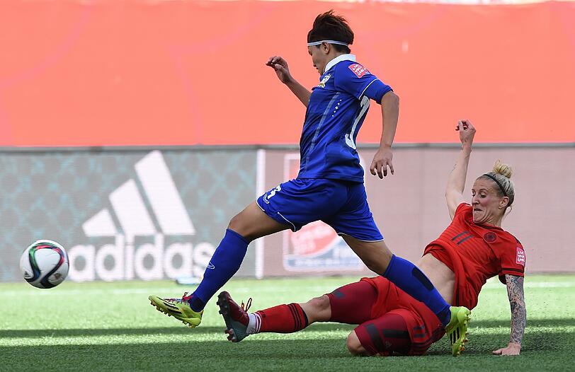 Bilder vom Spiel gegen Thailand.