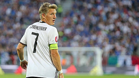 Verlängert Bastian Schweinsteiger seinen Aufenthalt in Frankreich über die EM hinaus?