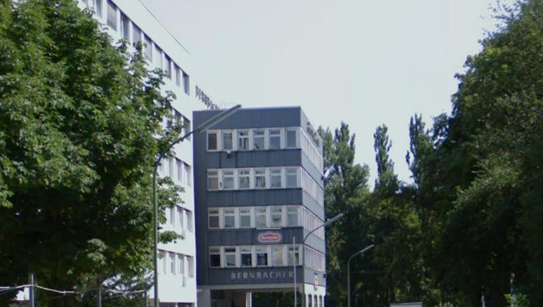 Bernbacher zieht 2014 vom Tassiloplatz in den Landkreis. Bernbacher zieht 2014 vom Tassiloplatz in den Landkreis.
