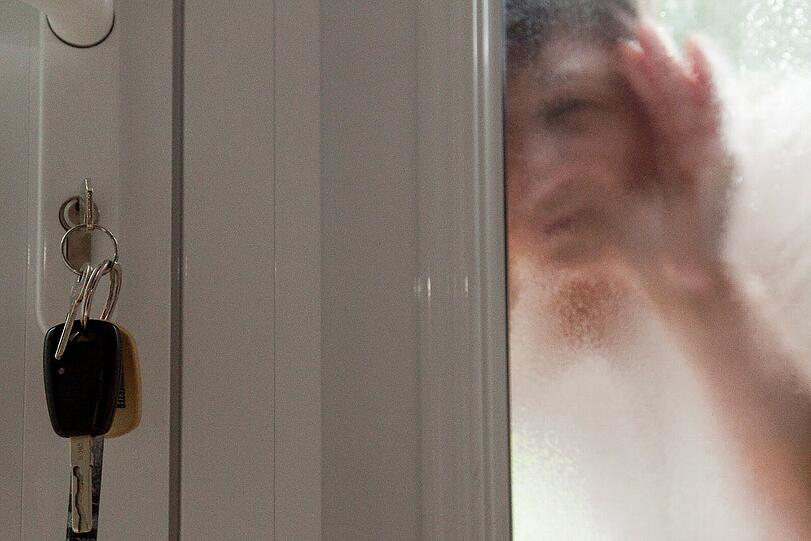 Ärgerlich - wenn der Schlüssel von innen steckt und der Schlüsseldienst kommen muss, kann das schnell teuer werden.