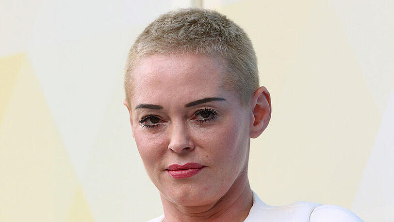 Rose McGowan fordert eine Entschuldigung von Alexander Payne Rose McGowan fordert eine Entschuldigung von Alexander Payne