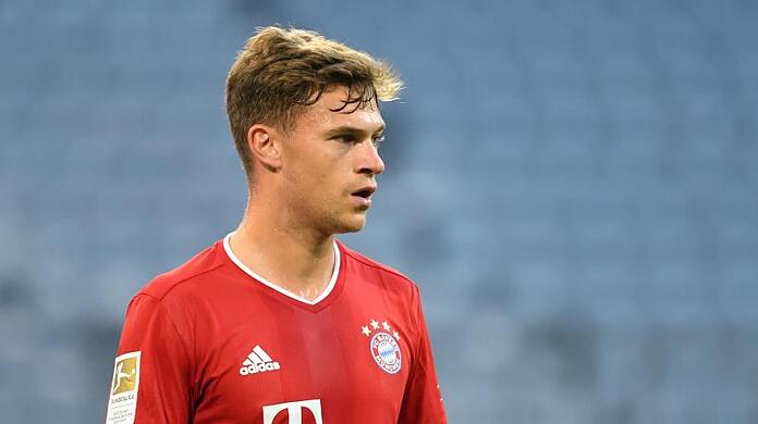 Joshua Kimmich war beim Abschluss-Training des FC Bayern dabei.