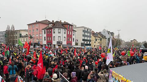 Die Gewerkschaften protestieren gegen die Gr&uuml;ndung einer neuen AfD-Jugendorganisation.